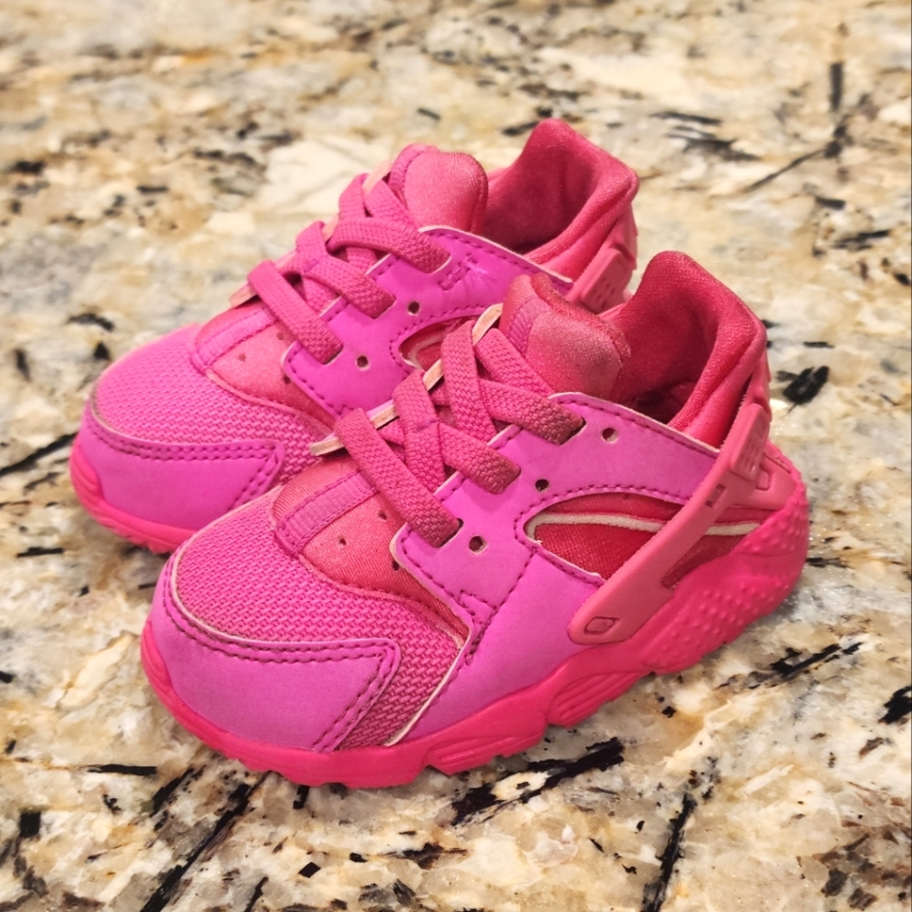 Nike Huarache Laser Fushia